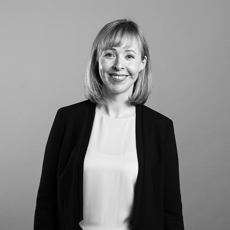 Jennifer L. Summerhays